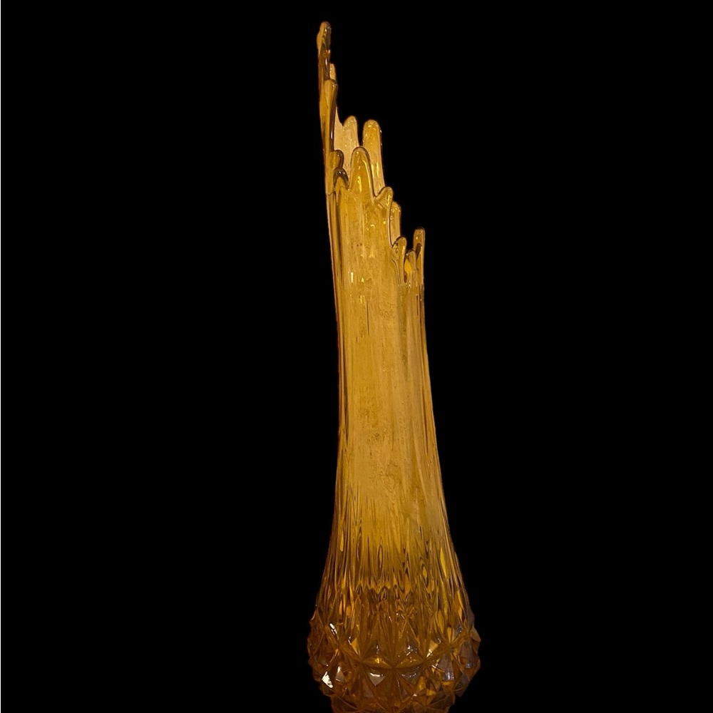 25.25”! Vintage MCM L.E. Smith swung glass vase 25.25” H x 7” W x  21.5” dia bas - Picture 3 of 10